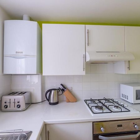 Glastonbury Town Apartment Екстер'єр фото
